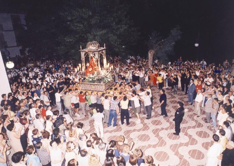 Cofradía Nuestra Señora de La Piedad Iznájar (Córdoba)