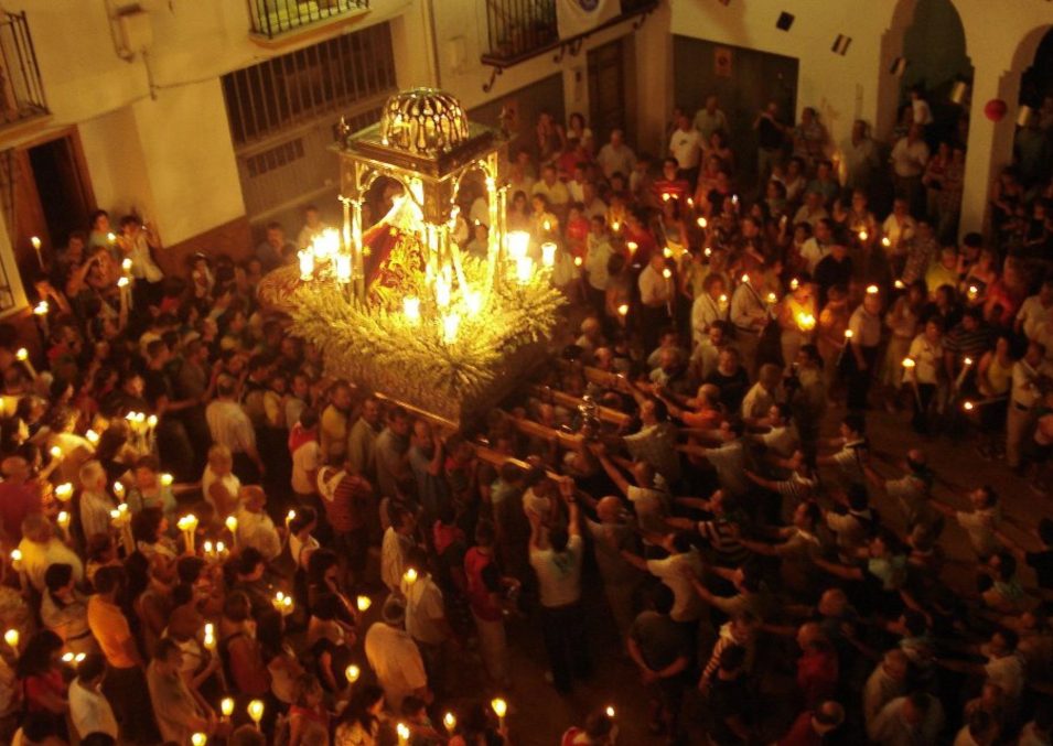 Cofradía Nuestra Señora de La Piedad Iznájar (Córdoba)