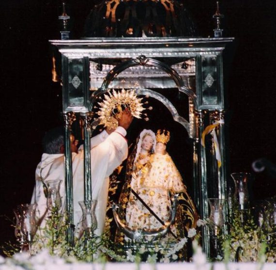 Cofradía Nuestra Señora de La Piedad Iznájar (Córdoba)