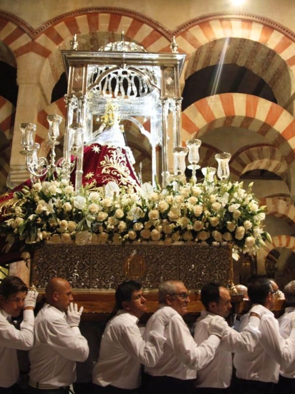 Cofradía Nuestra Señora de La Piedad Iznájar (Córdoba)