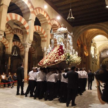 Cofradía Nuestra Señora de La Piedad Iznájar (Córdoba)